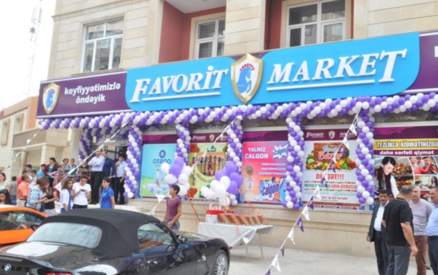 marketden-erzaq-ogurlayarken-saxlanildi-